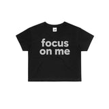 FOCUS ON ME REFLECTIVE CROP TEE (2 COLORS) - MJN